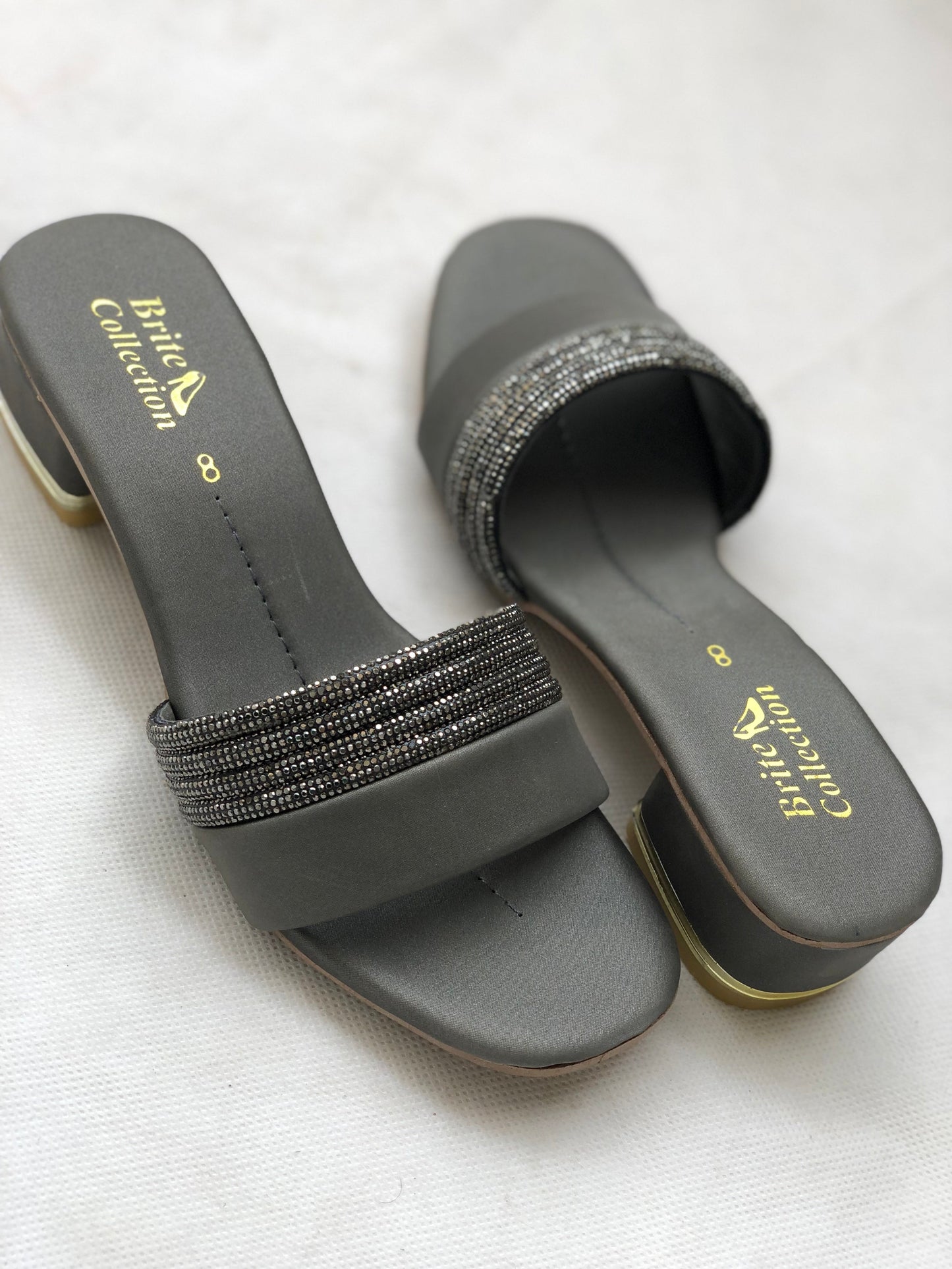 MM056- BLOCK HEEL