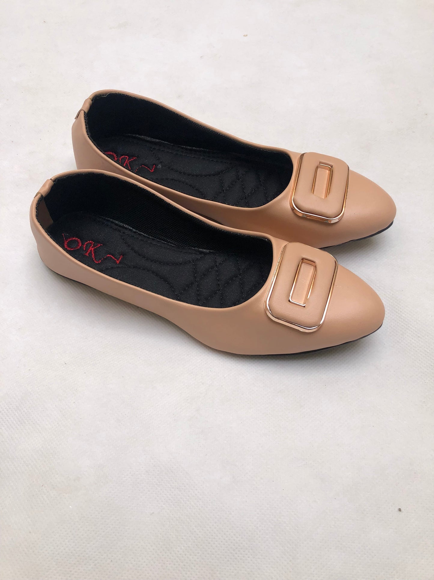 MM49-POSH PUMPS