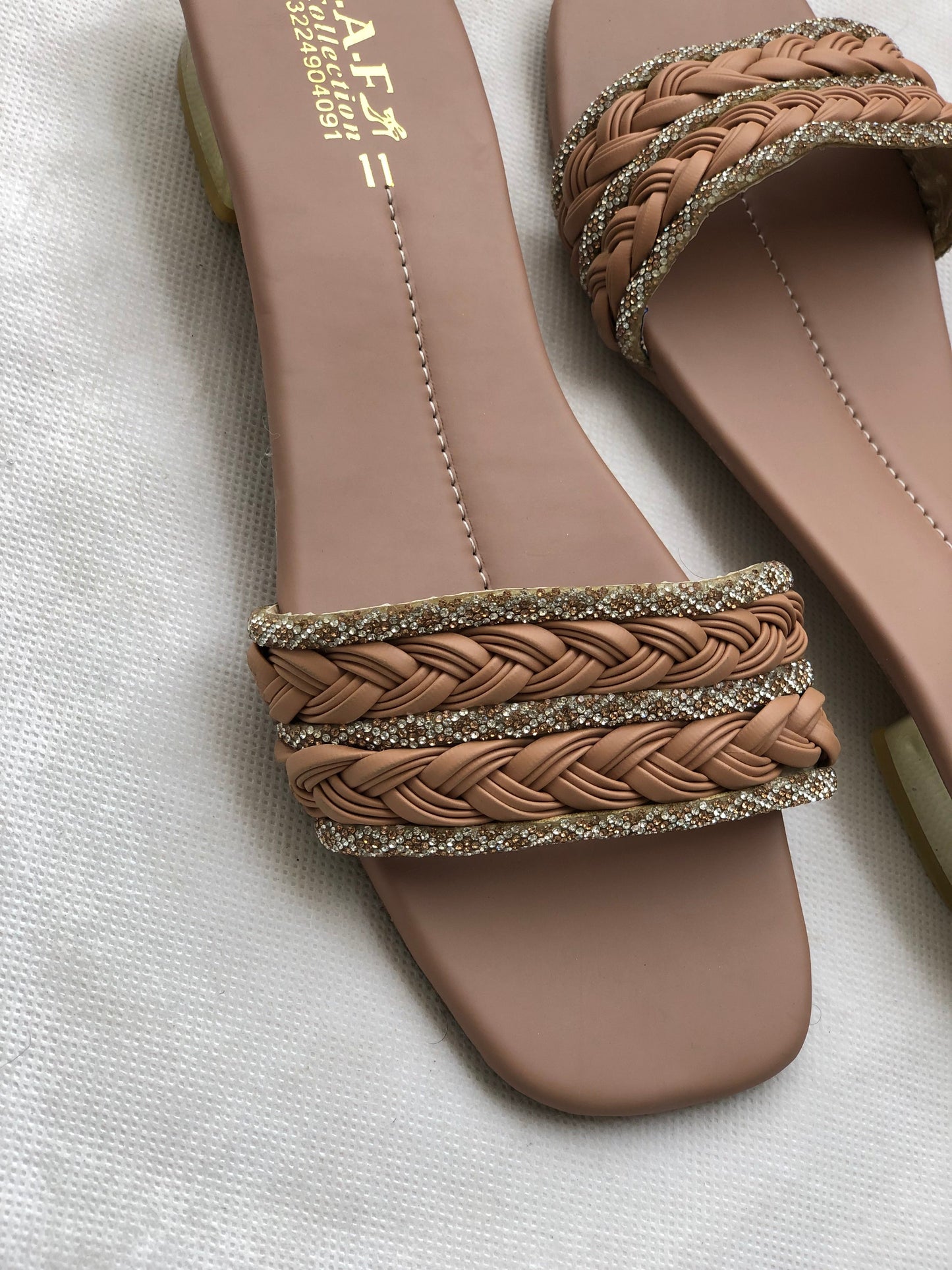 MM059- BLOCK HEEL