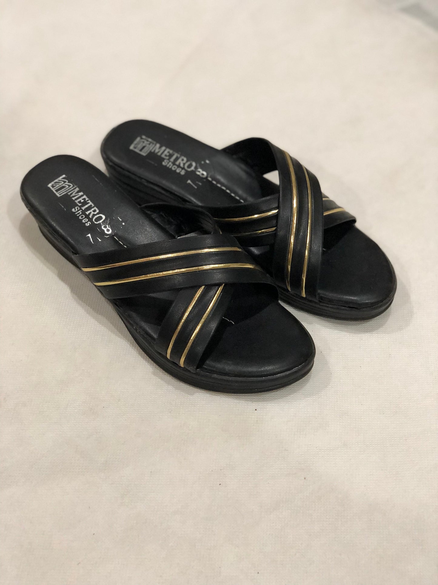 MM844-Platform Wedges