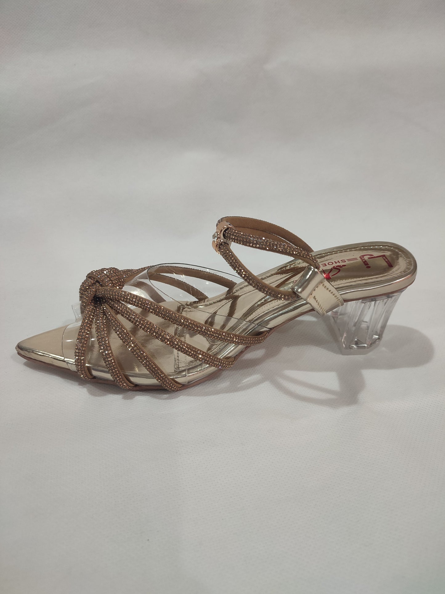 MM39- FANCY BLOCK HEEL (GOLDEN)