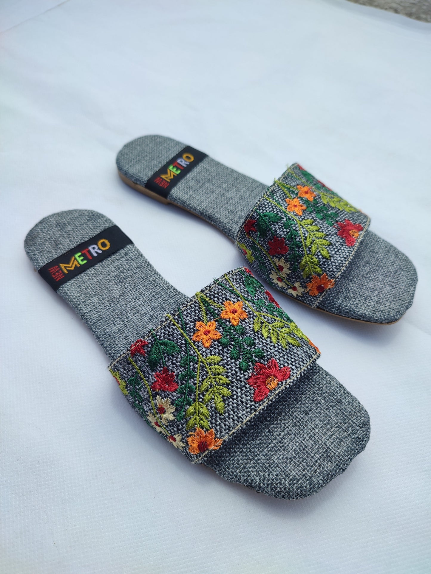MM36-HAND EMBOIDERED SLIDES (GREY)