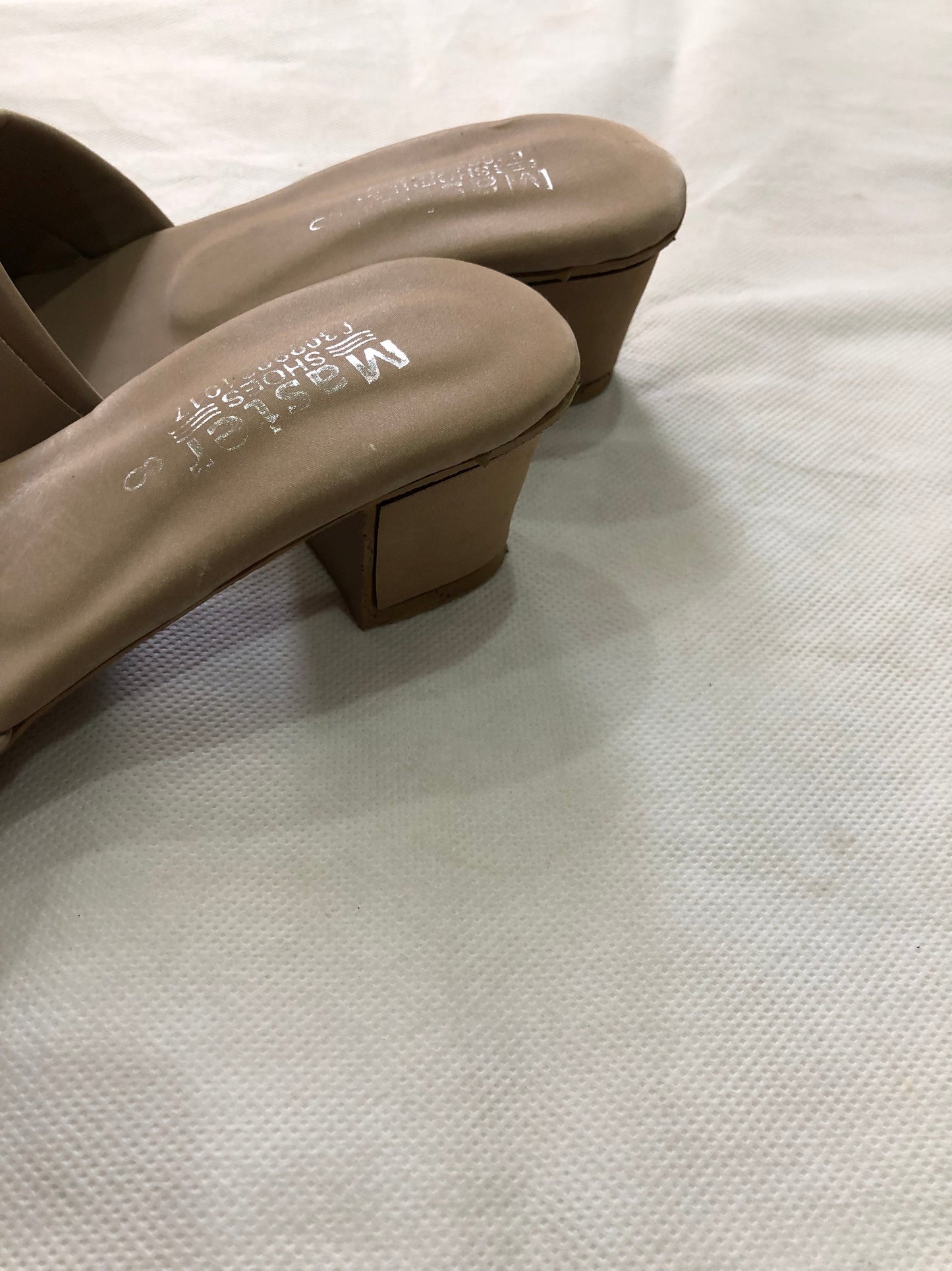 MM052- BLOCK HEEL