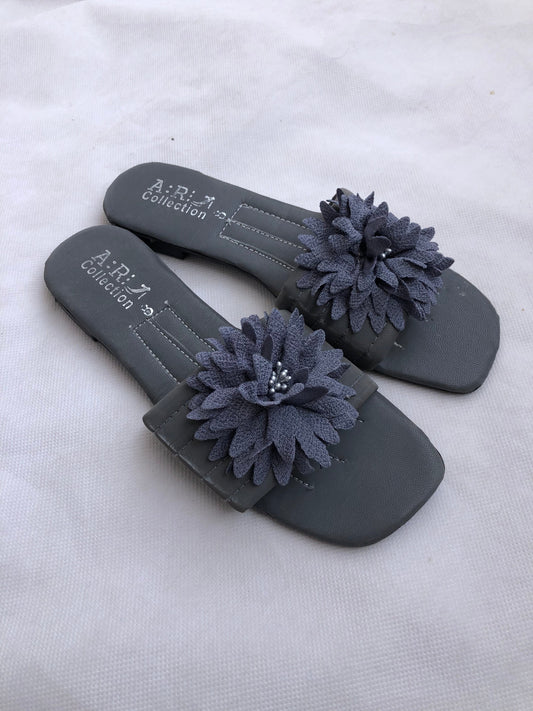 MM267-CASUAL SLIDES