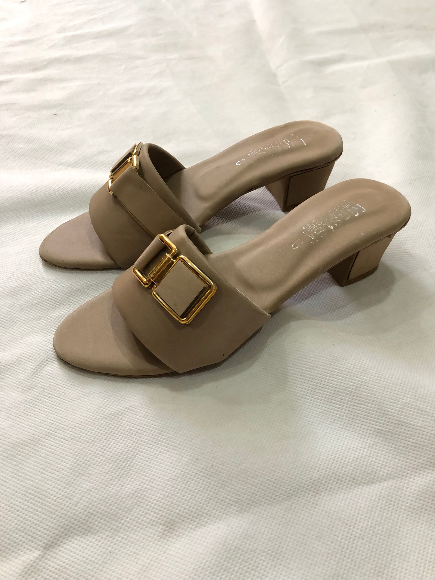 MM052- BLOCK HEEL