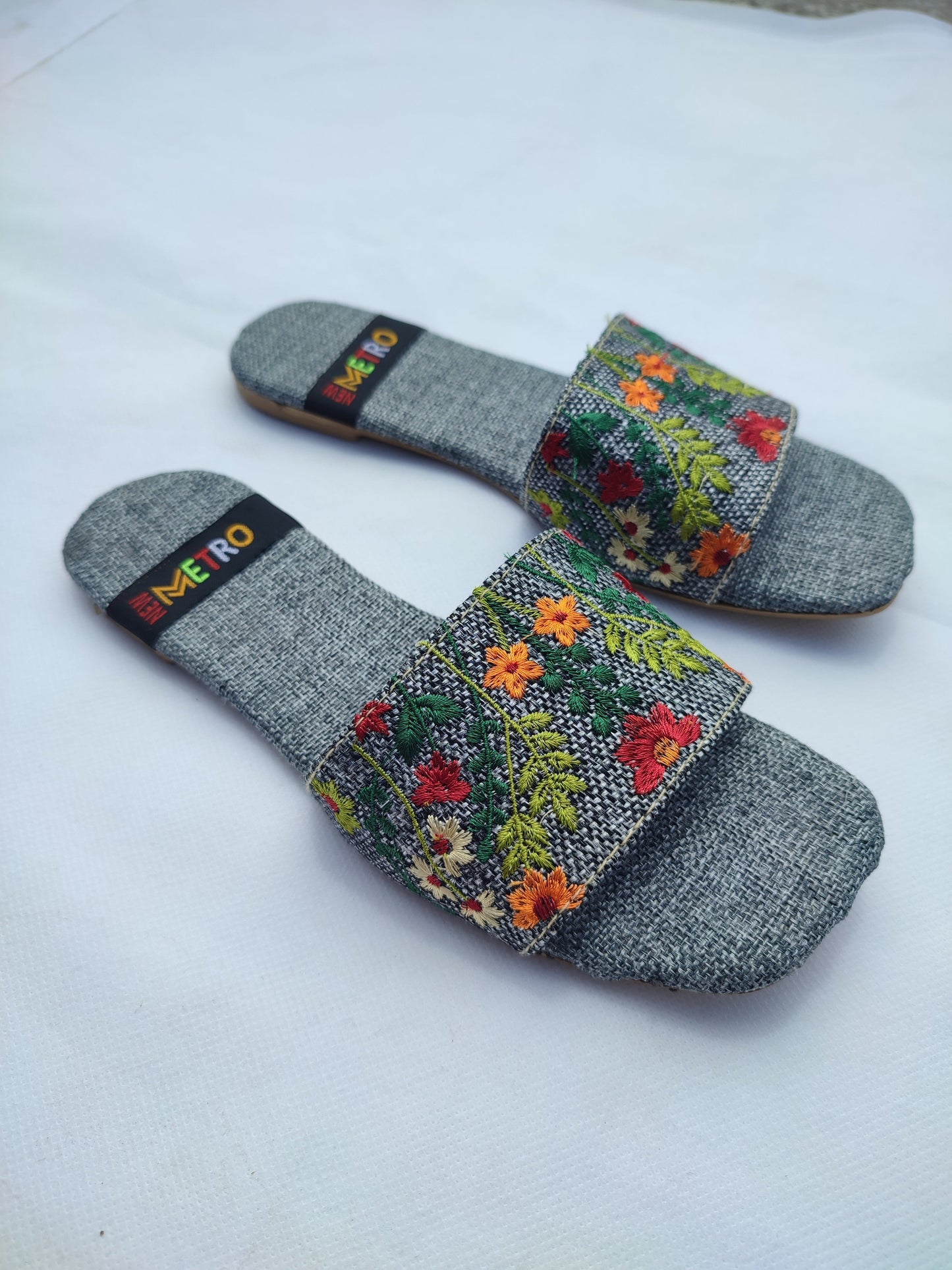 MM36-HAND EMBOIDERED SLIDES (GREY)